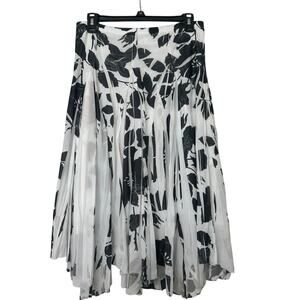 Vintage Maurices Y2K Black & White Floral  Pleated Asymmetrical Skirt Med Fairy